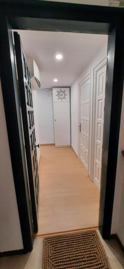 Precioso Apartamento En Primera Linea De Mar L' Escala Eksteriør bilde